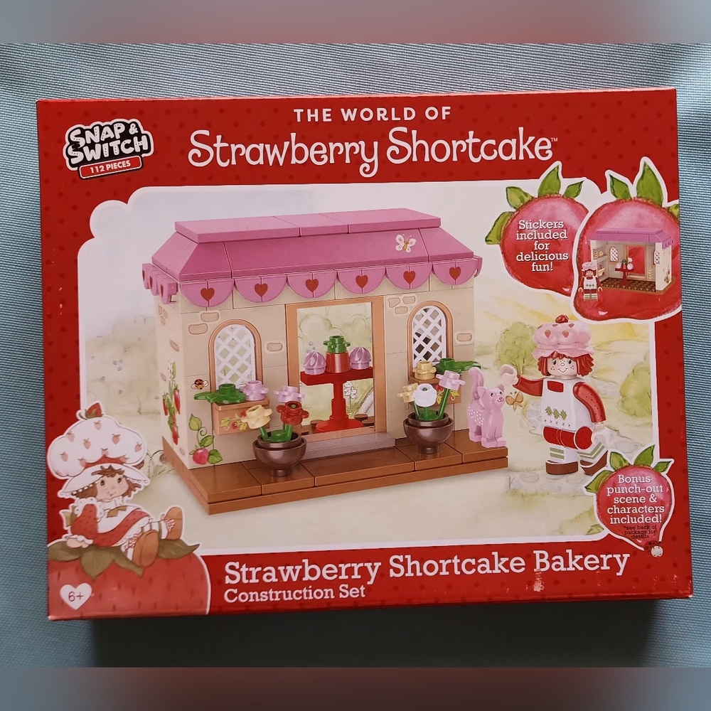 Strawberry Shortcake Bakery Building Blocks Set